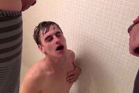 Boyspissing anal